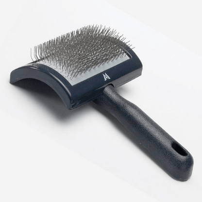 MF Curved Slicker Brush for Easy Grooming